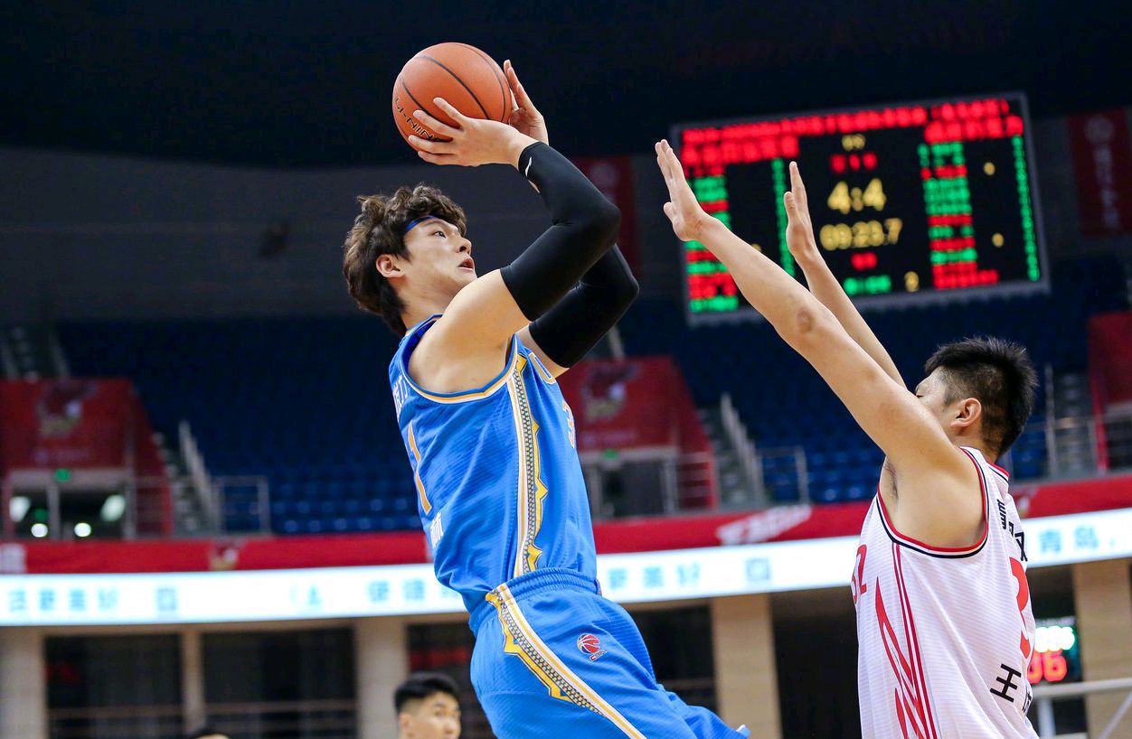 江南体育-CBA常规赛训练课后走向成谜；勒沃库森内部沟通；更衣室稳定；阵容厚度经受考验(虎扑篮球cba专区)