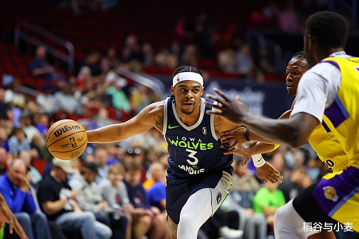 纽约尼克斯转会期战术微调，志在CBA常规赛名次提升，球迷炸锅，控场能力受关注的简单介绍