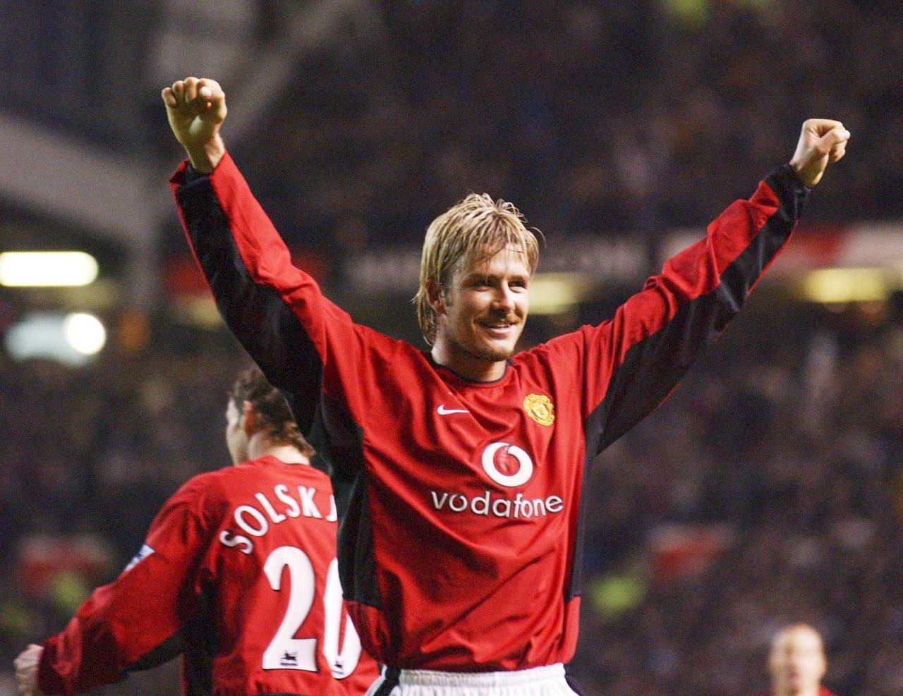 江南体育-赛地聚焦：意甲今晨热度飙升，曼联完成体检，球迷炸锅，心理建设被强调的简单介绍